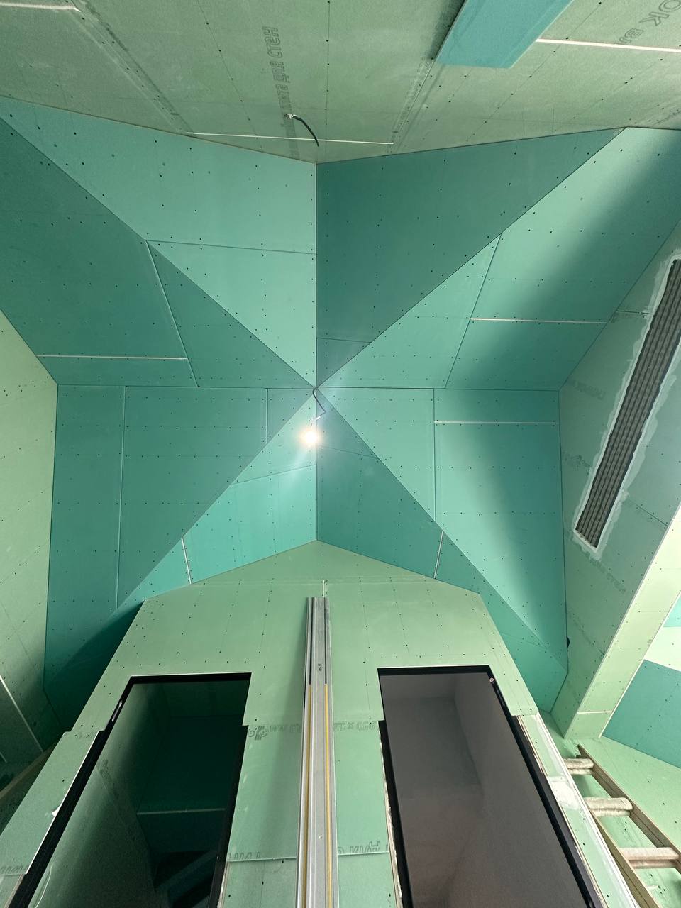 Монтаж мансард и сложных конструкций из ГКЛ